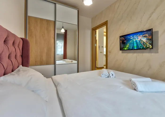 Mount Rankovic ズラティボール